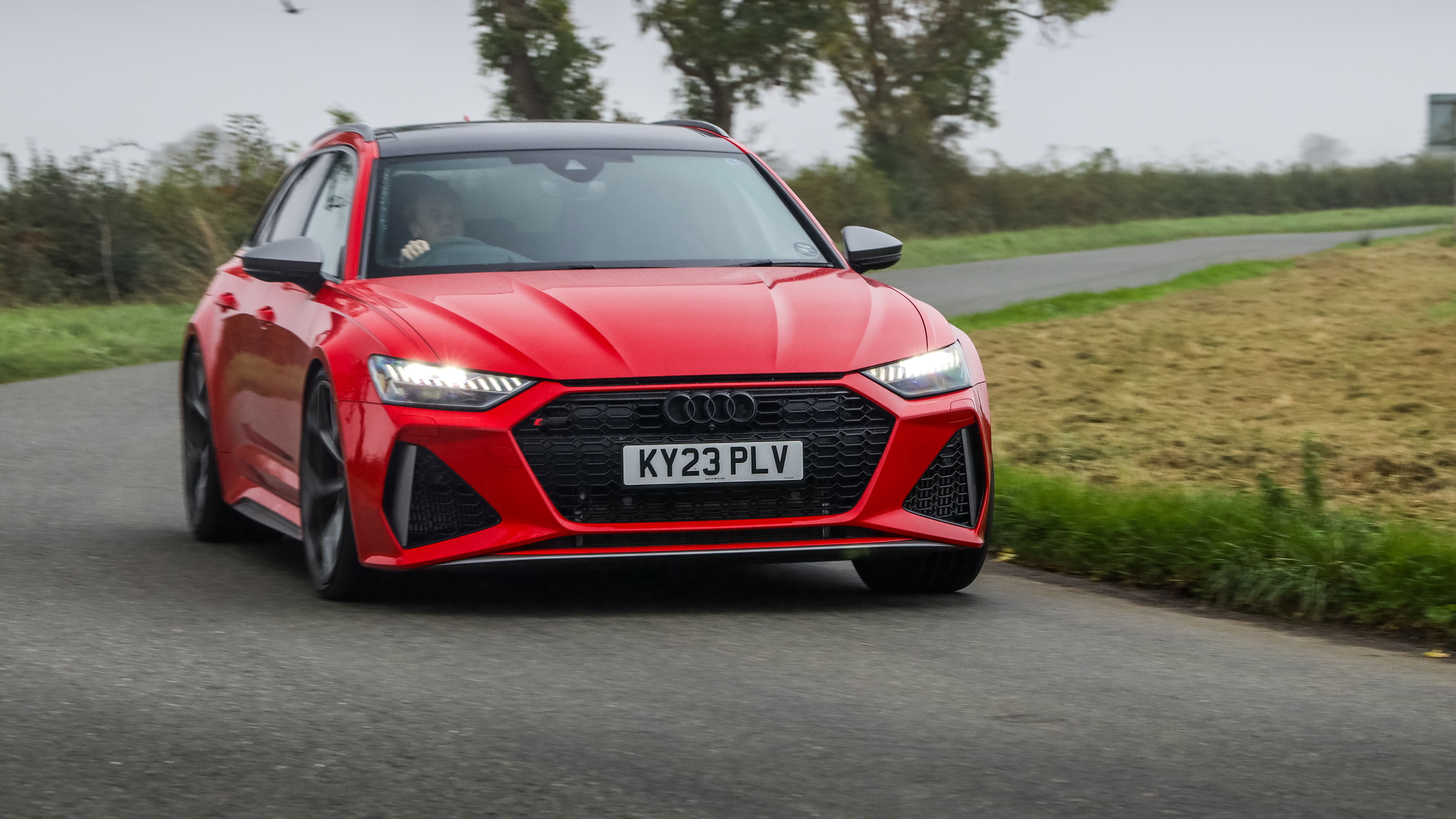 Audi RS6 Performance - driving